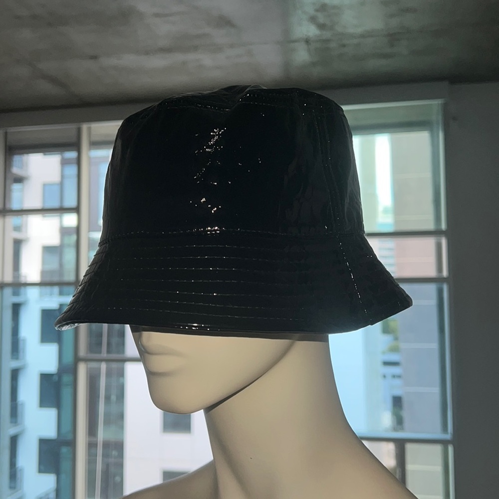 Black hat